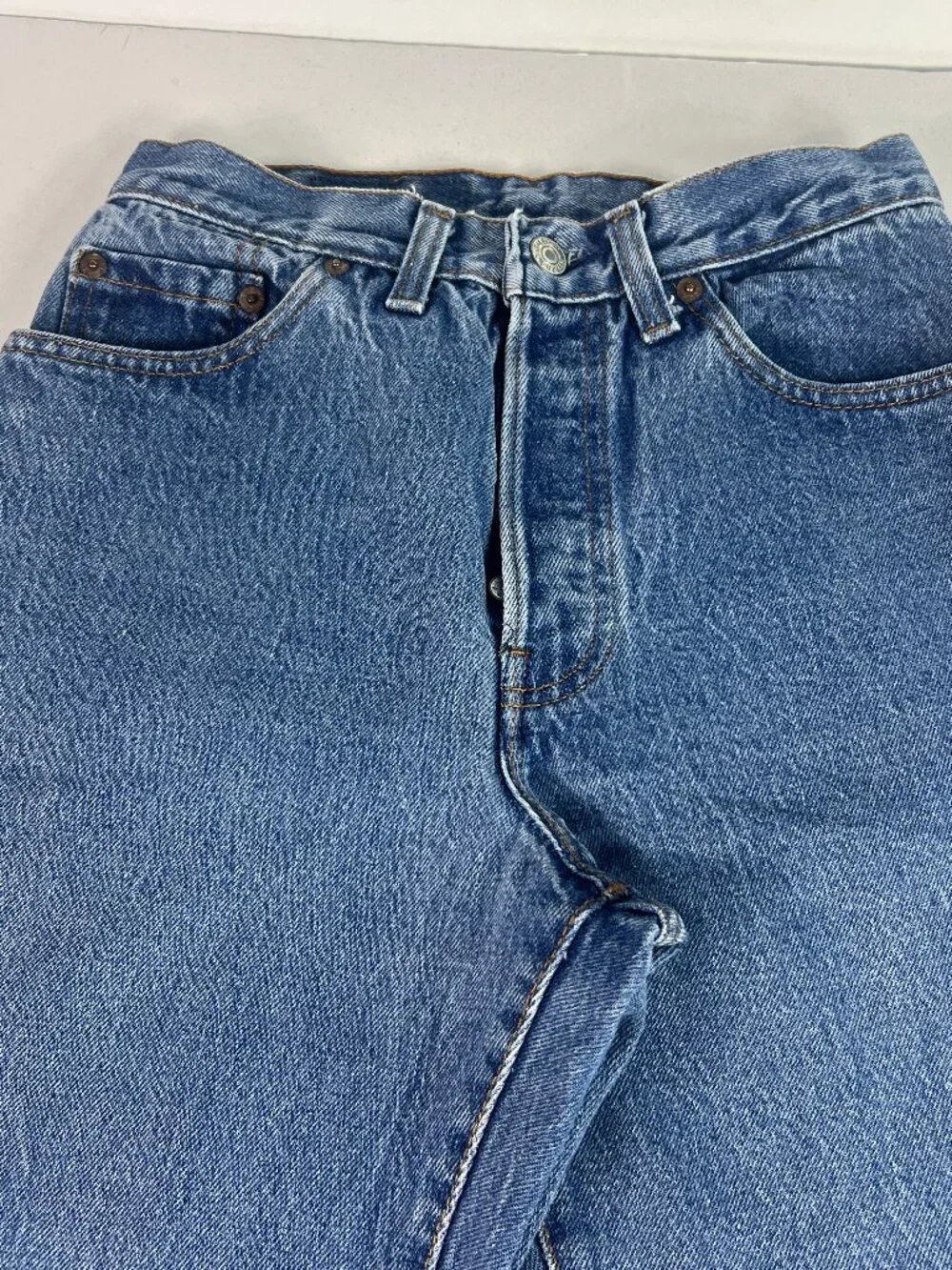 VTG 80s Levi's Jeans Junior's 25x29* 501 Mid Rise Straight Blue Faded Denim 9 Jr